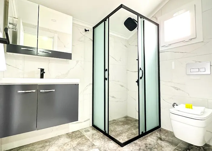 Goel Villalari Villa