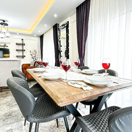 Goel Villalari Willa *