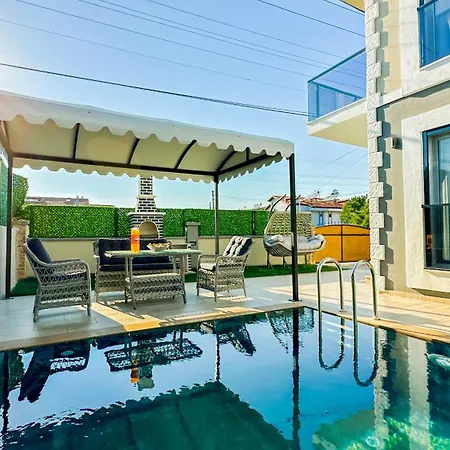 Goel Villalari فتحية