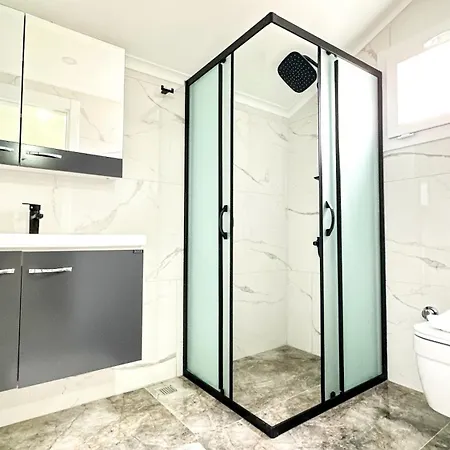 Goel Villalari Villa