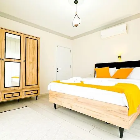 Goel Villalari וילה *