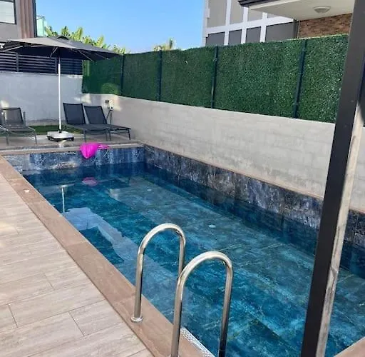 Willa Goel Villalari *